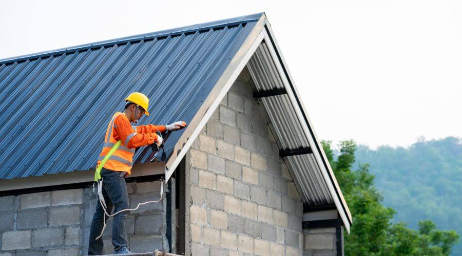 Professional gutter cleaning in Tryon, OK